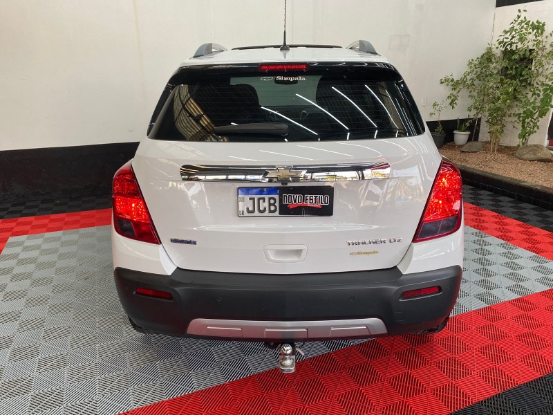 TRACKER 1.8 MPFI LTZ 4X2 16V FLEX 4P AUTOMÁTICO - 2015 - CAXIAS DO SUL