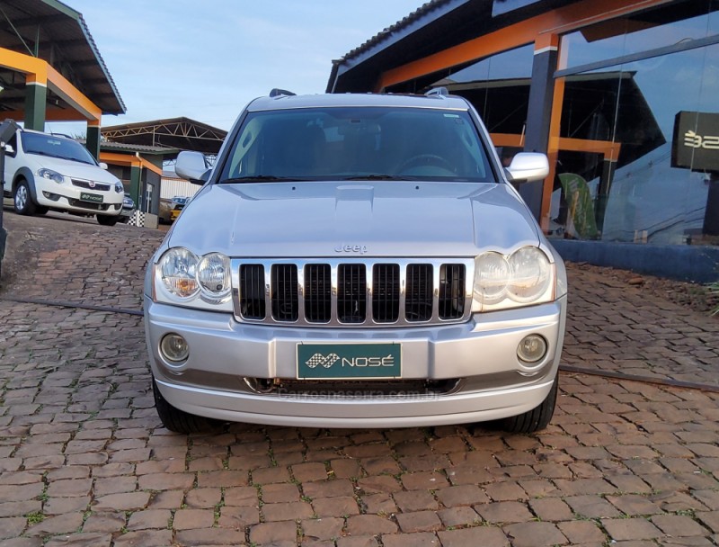 GRAND CHEROKEE 4.7 LIMITED 4X4 V8 16V GASOLINA 4P AUTOMÁTICO - 2005 - NãO-ME-TOQUE