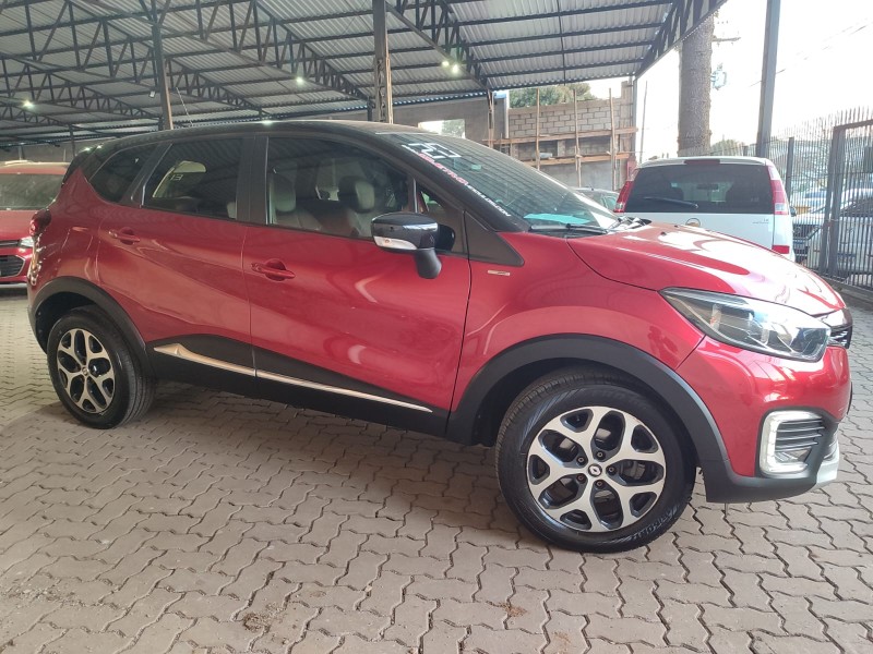 CAPTUR 1.6 16V INTENSE BOSE FLEX 4P AUTOMÁTICO - 2020 - CAXIAS DO SUL