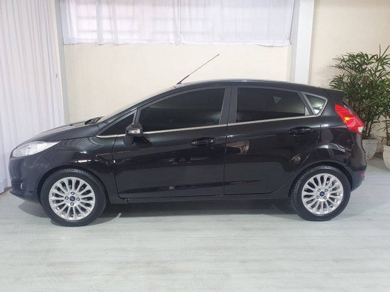 FIESTA 1.6 TITANIUM HATCH 16V FLEX 4P MANUAL - 2016 - BENTO GONçALVES