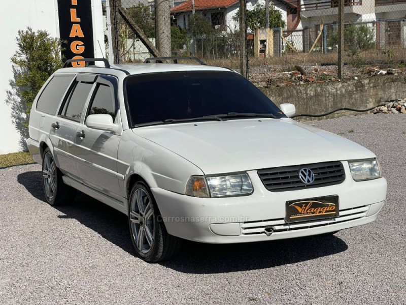 QUANTUM 2.0 MI 8V GASOLINA 4P MANUAL - 2001 - CAXIAS DO SUL