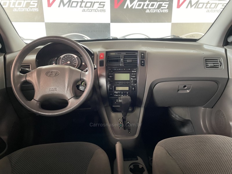 TUCSON 2.0 MPFI GLS 16V 143CV 2WD GASOLINA 4P AUTOMÁTICO - 2013 - PAROBé