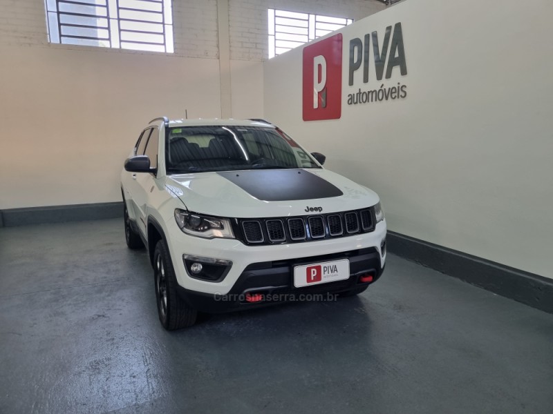 COMPASS 2.0 16V DIESEL TRAILHAWK 4X4 AUTOMÁTICO