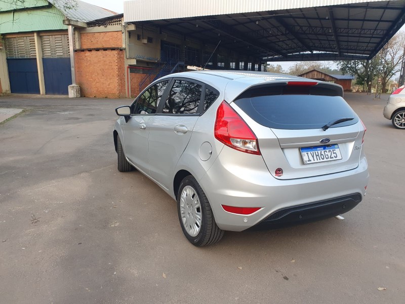 FIESTA 1.6 SE HATCH 16V FLEX 4P MANUAL - 2018 - VENâNCIO AIRES