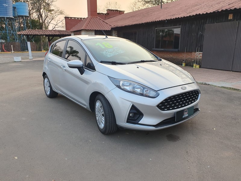 fiesta 1.6 se hatch 16v flex 4p manual 2018 venancio aires