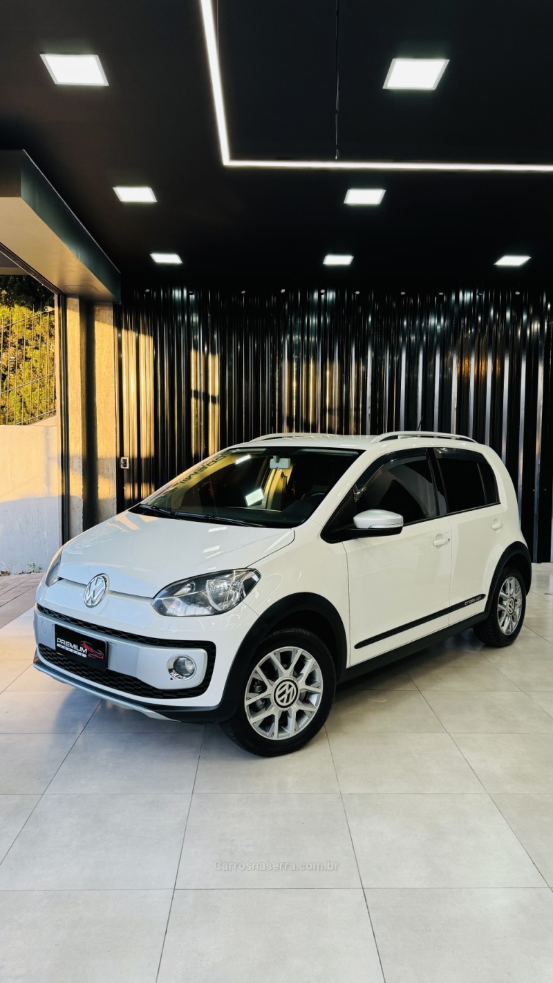 UP 1.0 CROSS I MOTION T.FLEX 12V 4P AUTOMÁTICO - 2016 - DOIS IRMãOS