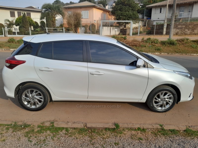 YARIS 1.5 16V FLEX XS MULTIDRIVE - 2023 - NOVA PRATA