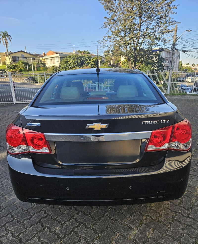 CRUZE 1.8 LTZ 16V FLEX 4P AUTOMÁTICO - 2012 - FARROUPILHA