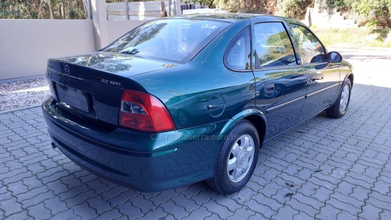 VECTRA 2.2 MPFI GL 8V GASOLINA 4P MANUAL - 2000 - CAXIAS DO SUL