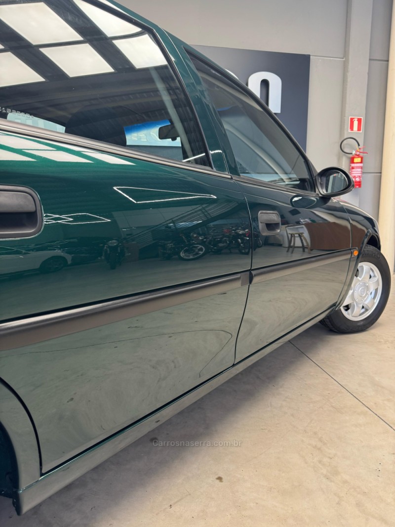 VECTRA 2.2 MPFI GL 8V GASOLINA 4P MANUAL - 2000 - CAXIAS DO SUL