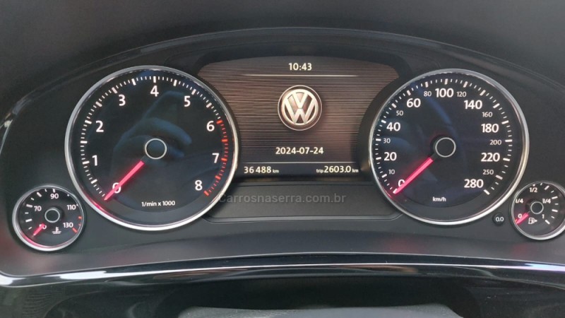 TOUAREG 4.2 R LINE V8 32V GASOLINA 4P TIPTRONIC - 2015 - CAXIAS DO SUL