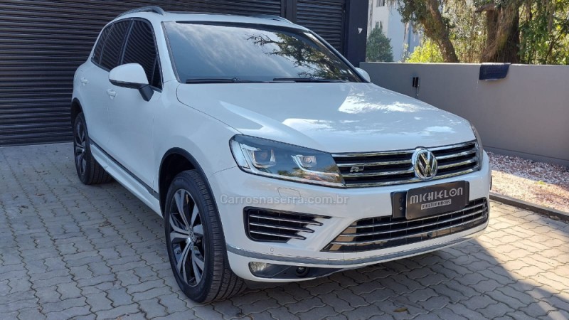 TOUAREG 4.2 R LINE V8 32V GASOLINA 4P TIPTRONIC - 2016 - CAXIAS DO SUL