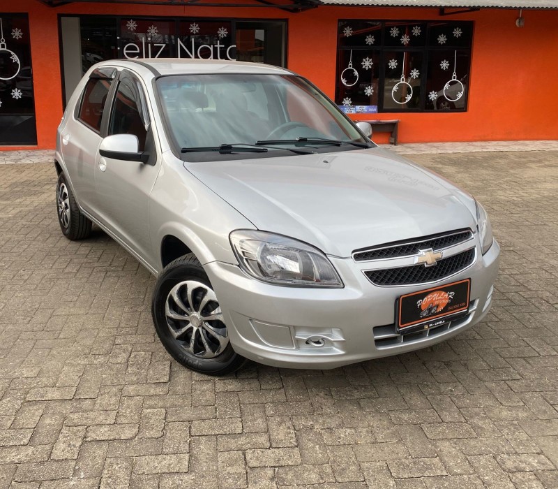 CELTA 1.0 MPFI LT 8V FLEX 4P MANUAL