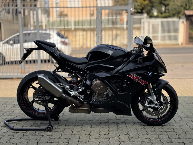 S 1000 RR - 2022 - BENTO GONçALVES