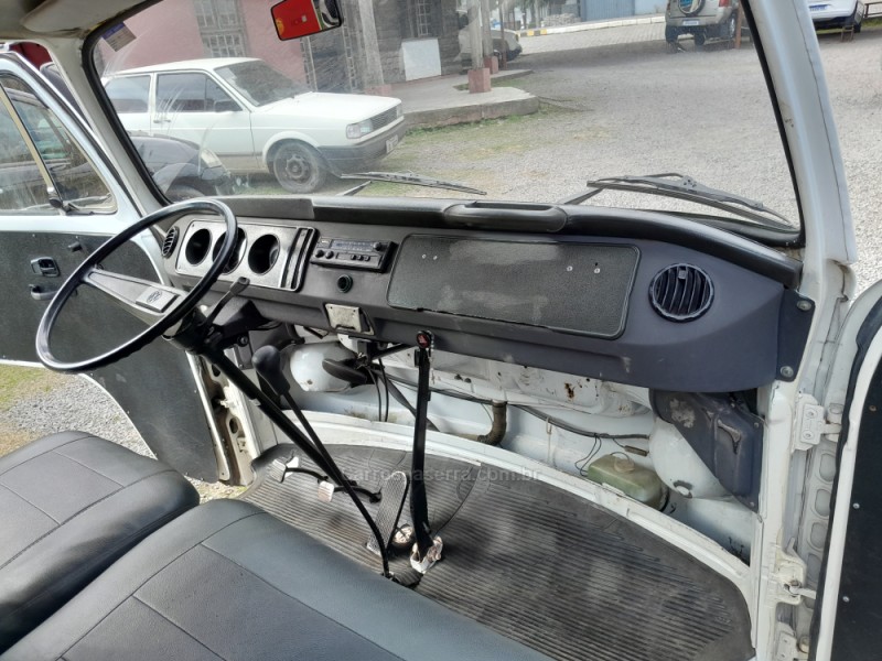 KOMBI 1.6 LUXO 8V GASOLINA 3P MANUAL - 1995 - VERANóPOLIS