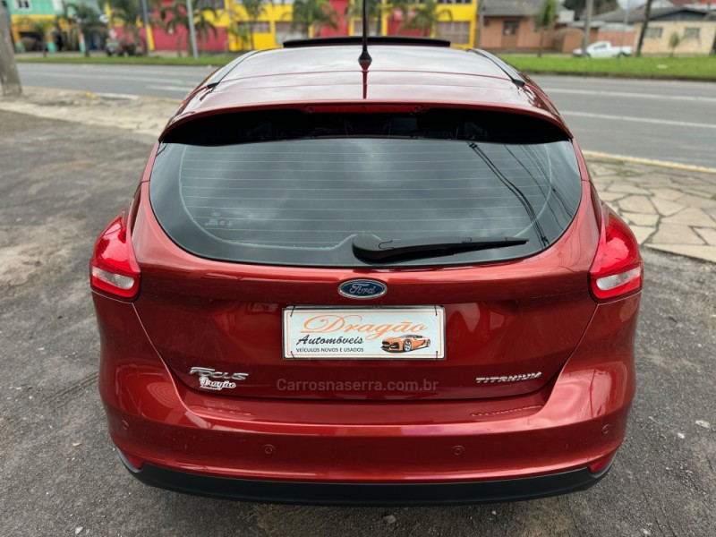 FOCUS 2.0 TITANIUM PLUS HATCH 16V FLEX 4P AUTO - 2018 - CAXIAS DO SUL