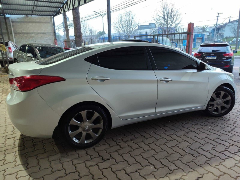 ELANTRA 1.8 GLS 16V FLEX AUTOMÁTICO - 2013 - CAXIAS DO SUL