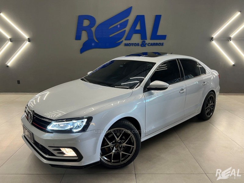 JETTA 1.4 16V TSI COMFORTLINE GASOLINA 4P TIPTRONIC - 2017 - SAPIRANGA