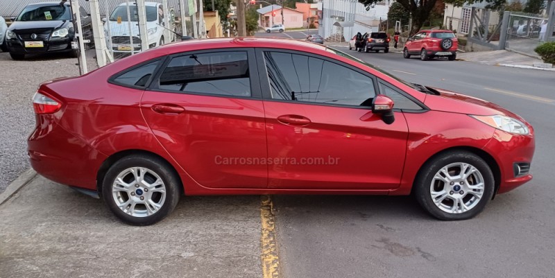 FIESTA 1.6 SE SEDAN 16V FLEX 4P MANUAL - 2015 - FARROUPILHA