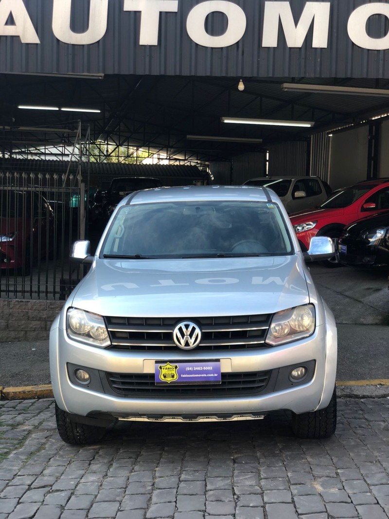 AMAROK 2.0 TRENDLINE 4X4 CD 16V TURBO INTERCOOLER DIESEL 4P MANUAL - 2014 - GARIBALDI