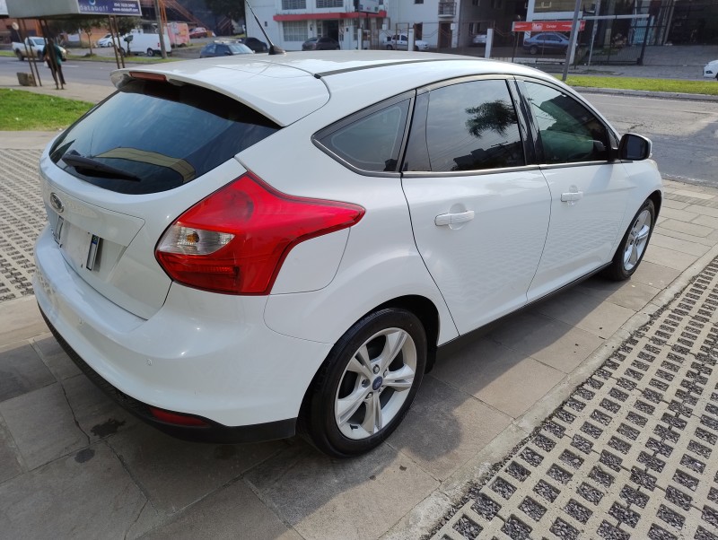 FOCUS 1.6 S 16V FLEX 4P MANUAL - 2014 - CAXIAS DO SUL