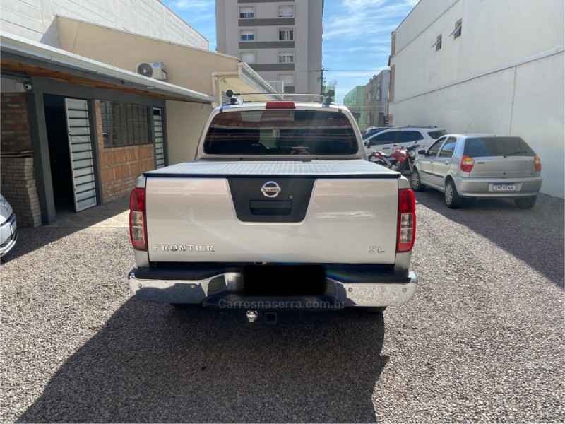 FRONTIER 2.5 SL 4X4 CD TURBO ELETRONIC DIESEL 4P AUTOMÁTICO - 2014 - CAXIAS DO SUL