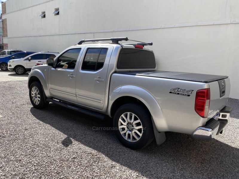 FRONTIER 2.5 SL 4X4 CD TURBO ELETRONIC DIESEL 4P AUTOMÁTICO - 2014 - CAXIAS DO SUL