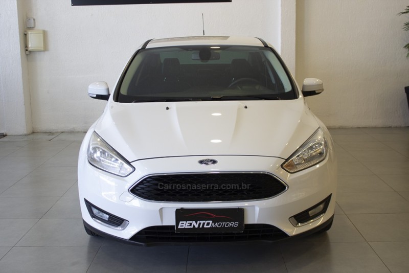 FOCUS 2.0 SE 16V FLEX 4P AUTOMÁTICO - 2016 - BENTO GONçALVES