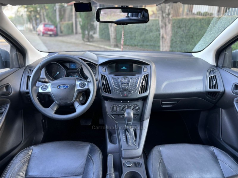 FOCUS 2.0 SE 16V FLEX 4P AUTOMÁTICO - 2015 - LAJEADO