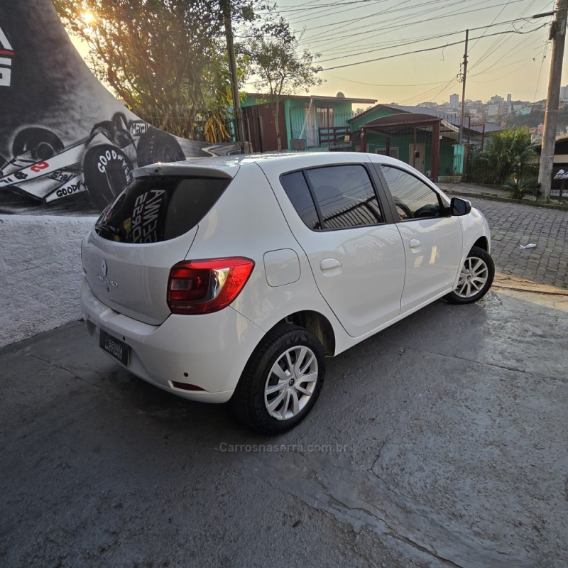 SANDERO 1.0 EXPRESSION 16V FLEX 4P MANUAL - 2017 - CAXIAS DO SUL