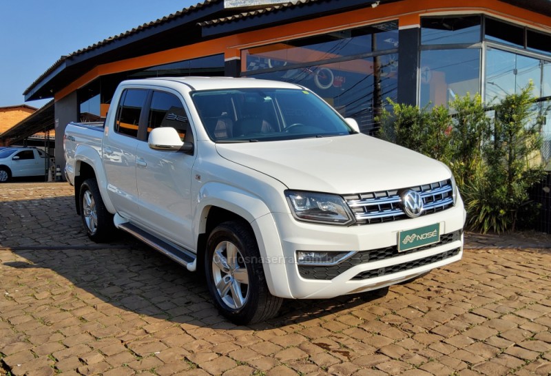 AMAROK 2.0 HIGHLINE 4X4 CD 16V TURBO INTERCOOLER DIESEL 4P AUTOMÁTICO - 2017 - NãO-ME-TOQUE