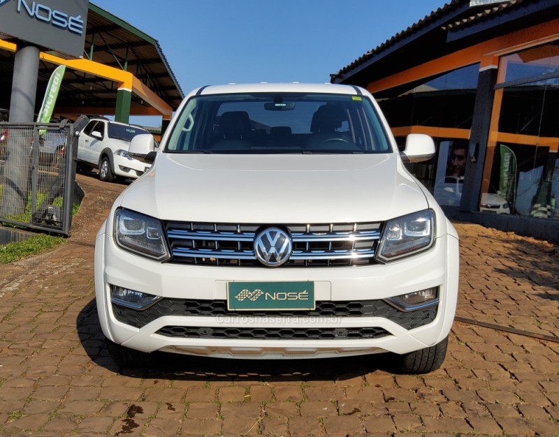 AMAROK 2.0 HIGHLINE 4X4 CD 16V TURBO INTERCOOLER DIESEL 4P AUTOMÁTICO - 2017 - NãO-ME-TOQUE