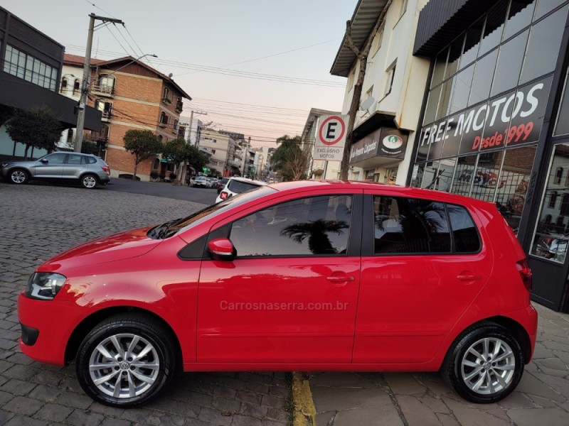 FOX 1.6 MI 8V FLEX 4P MANUAL - 2014 - FLORES DA CUNHA