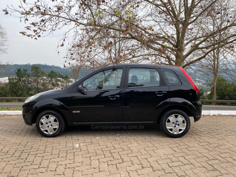 FIESTA 1.6 MPI CLASS HATCH 8V FLEX 4P MANUAL - 2013 - DOIS IRMãOS