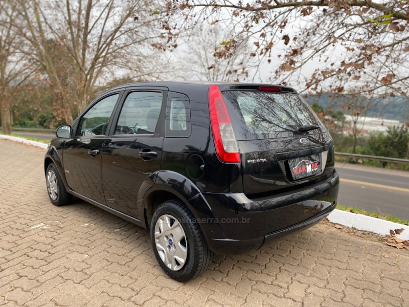 FIESTA 1.6 MPI CLASS HATCH 8V FLEX 4P MANUAL - 2013 - DOIS IRMãOS