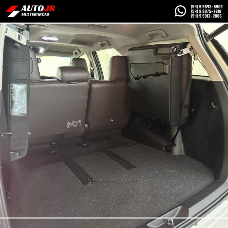 HILUX SW4 2.8 SRX 4X4 7 LUGARES 16V TURBO INTERCOOLER DIESEL 4P AUTOMÁTICO - 2018 - VACARIA