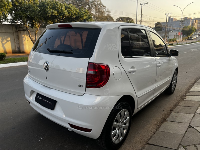 FOX 1.6 MI ITREND 8V FLEX 4P MANUAL - 2014 - GUAPORé