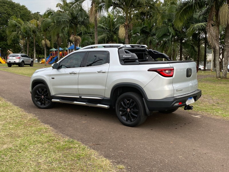 TORO 2.0 16V TURBO DIESEL RANCH AT 4X4 AUTOMÁTICO - 2019 - LAJEADO