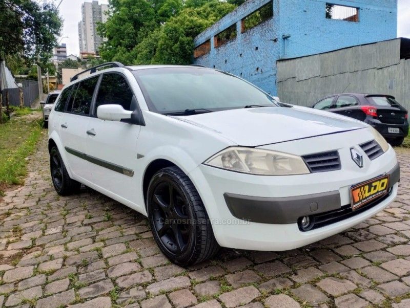 megane 1.6 dynamique grand tour 16v flex 4p manual 2013 caxias do sul