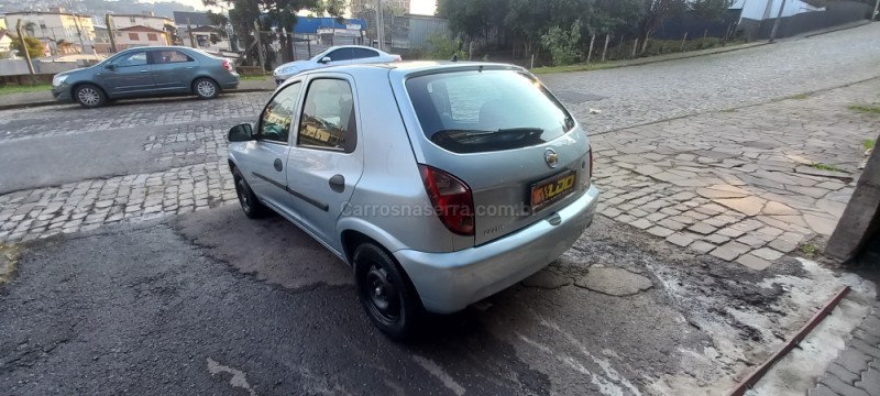 CELTA 1.0 MPFI SPIRIT 8V FLEX 4P MANUAL - 2009 - CAXIAS DO SUL