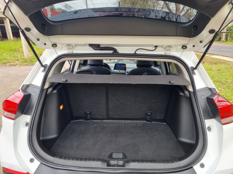 TRACKER 1.2 12V PREMIER TURBO FLEX 4P AUTOMÁTICO - 2023 - DOIS IRMãOS