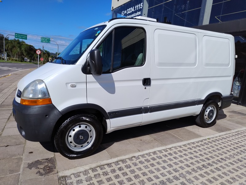 MASTER 2.5 TURBO DCI FURGÃO CURTO DIESEL 3P MANUAL - 2013 - CAXIAS DO SUL