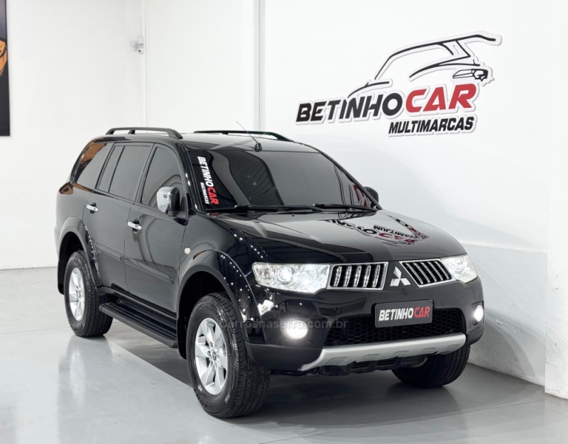 PAJERO DAKAR 3.2 HPE 4X4 7 LUGARES 16V TURBO INTERCOOLER DIESEL 4P AUTOMÁTICO - 2013 - ESTâNCIA VELHA