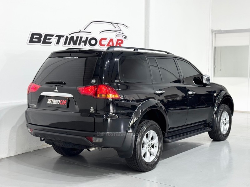 PAJERO DAKAR 3.2 HPE 4X4 7 LUGARES 16V TURBO INTERCOOLER DIESEL 4P AUTOMÁTICO - 2013 - ESTâNCIA VELHA