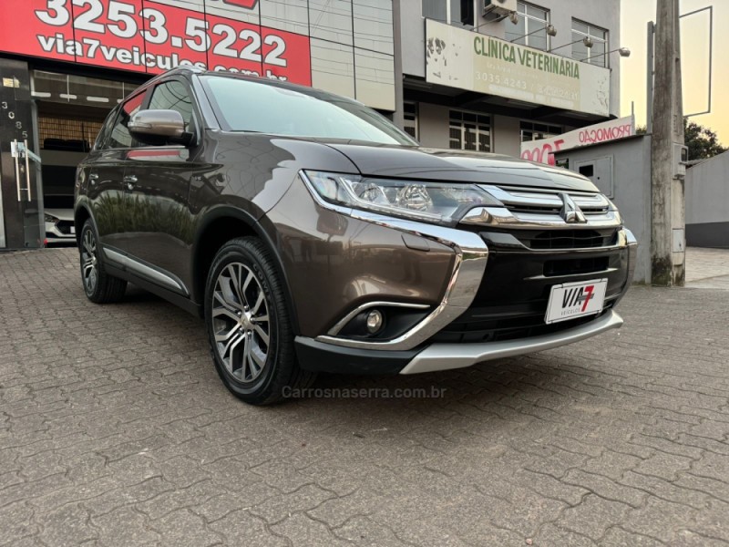 OUTLANDER 3.0 GT 4X4 V6 24V GASOLINA 4P AUTOMÁTICO - 2018 - NOVO HAMBURGO