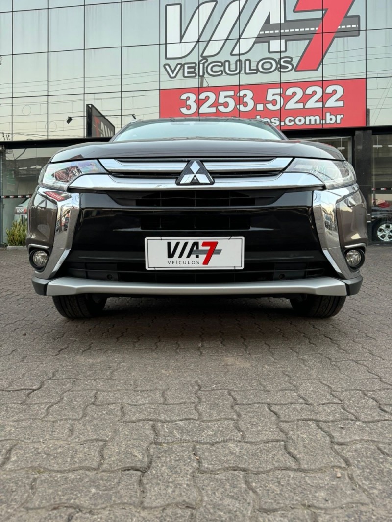 OUTLANDER 3.0 GT 4X4 V6 24V GASOLINA 4P AUTOMÁTICO - 2018 - NOVO HAMBURGO