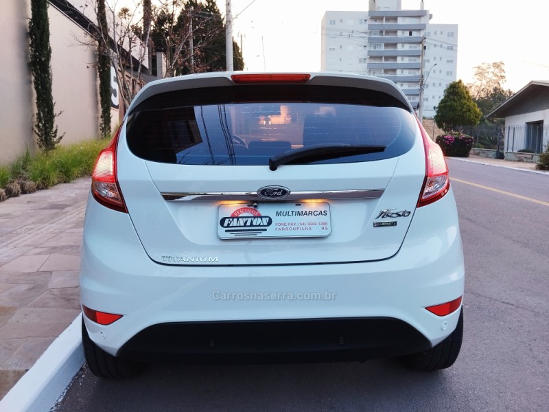 FIESTA 1.0 ECOBOOST TITANIUM PLUS HATCH 12V GASOLINA 4P AUTOMÁTICO - 2017 - FARROUPILHA