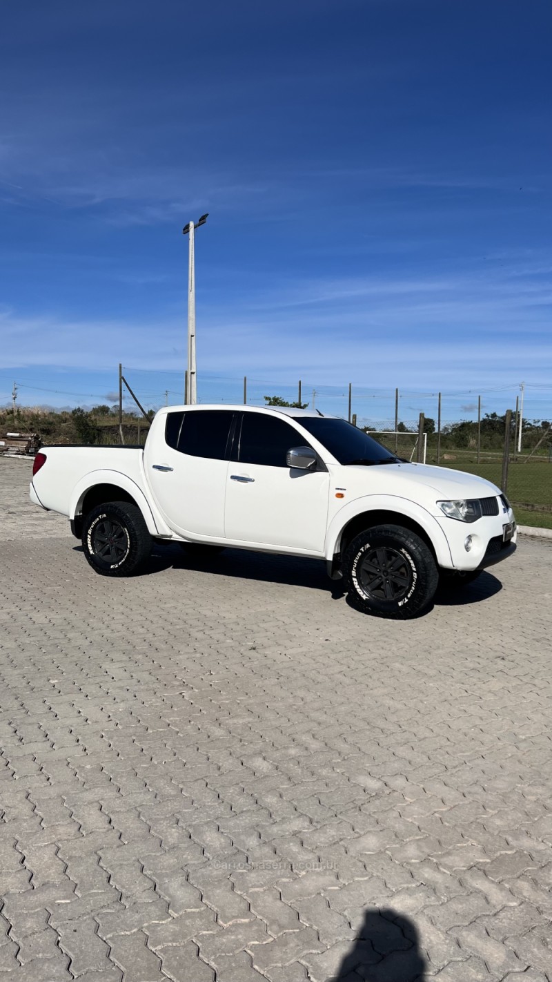 L200 TRITON 3.2 HPE 4X4 CD 16V TURBO INTERCOOLER DIESEL 4P AUTOMÁTICO - 2009 - ANTôNIO PRADO