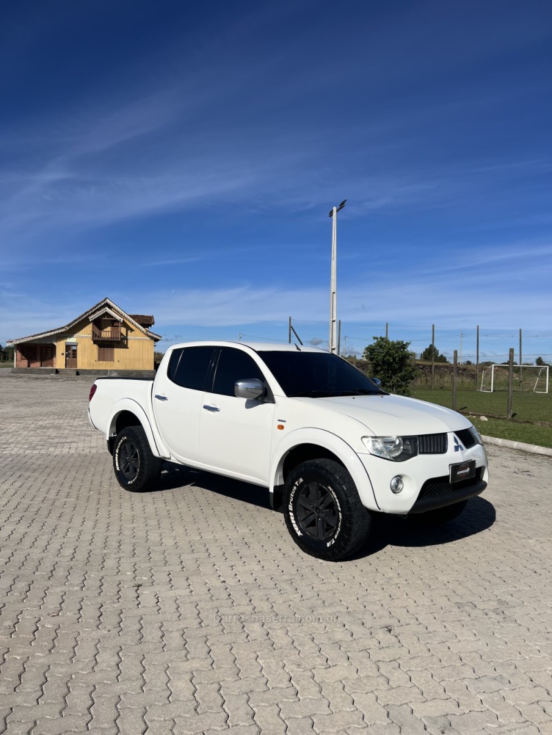 L200 TRITON 3.2 HPE 4X4 CD 16V TURBO INTERCOOLER DIESEL 4P AUTOMÁTICO - 2009 - ANTôNIO PRADO