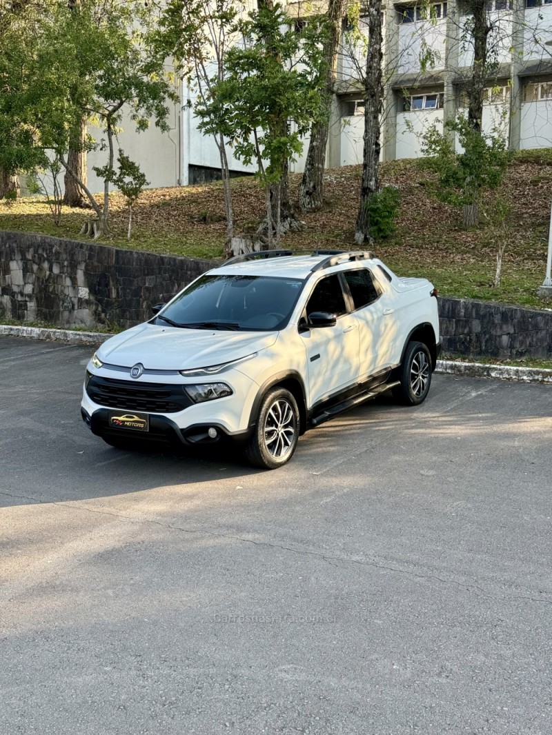 toro 2.0 16v ultra 4x4 at9 diesel 4p automatico 2020 caxias do sul